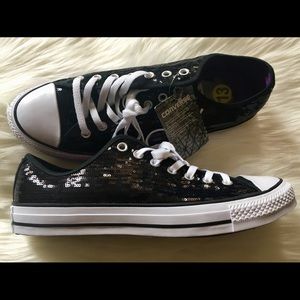 Chuck Taylor converse Black sequence lo size 13